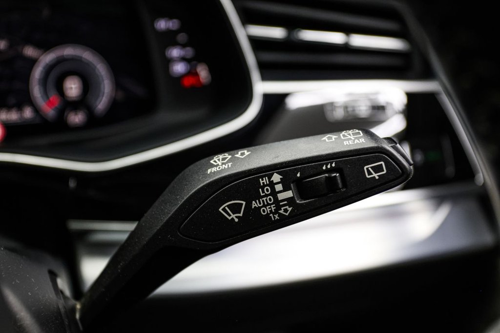 Used Audi Q8 2018 for sale - 77672736: Photo 48