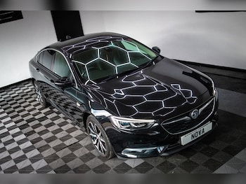 Used Vauxhall Insignia 2017 for sale - 76132650: Photo 3