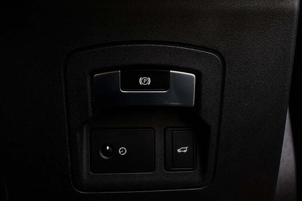 Used Land Rover Range Rover Velar 2018 for sale - 76333539: Photo 42