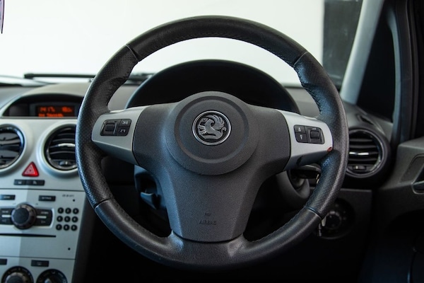 Used Vauxhall Corsa 2008 for sale - 76023626: Photo 34