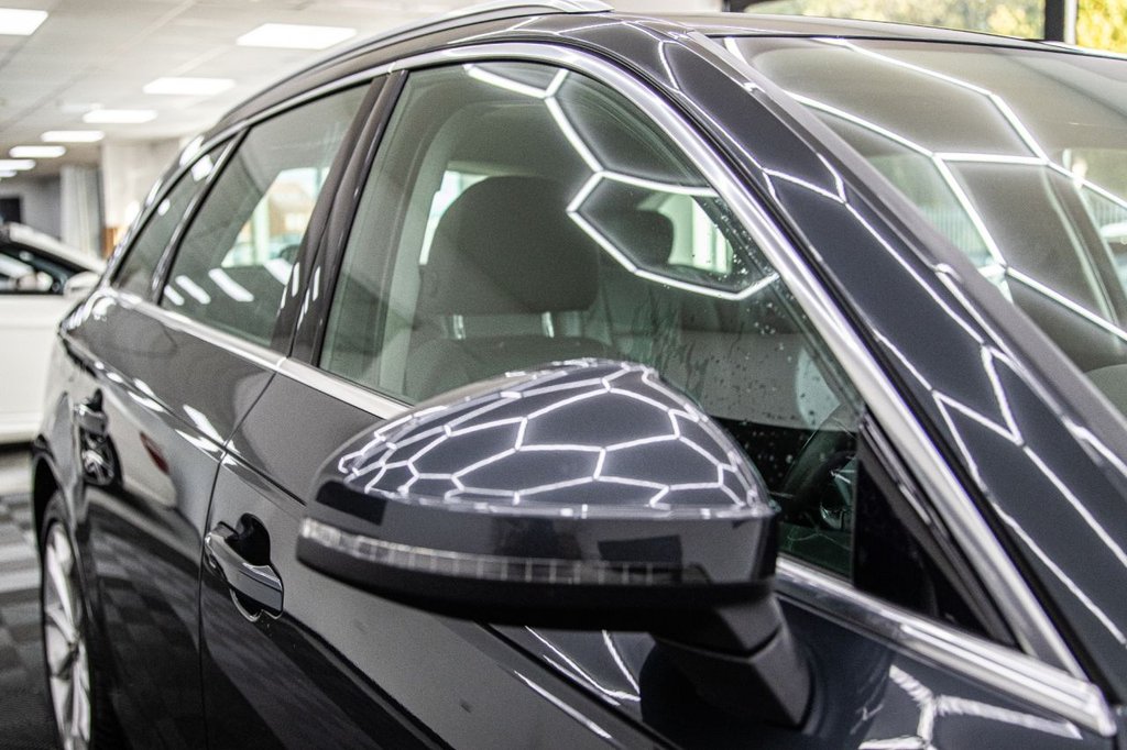 Used Audi A4 Avant 2019 for sale - 75973703: Photo 19