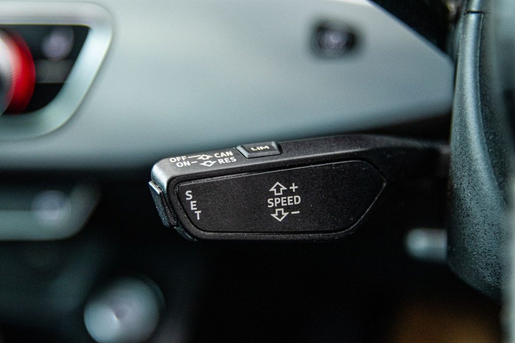 Used Audi A4 Avant 2019 for sale - 75973703: Photo 38