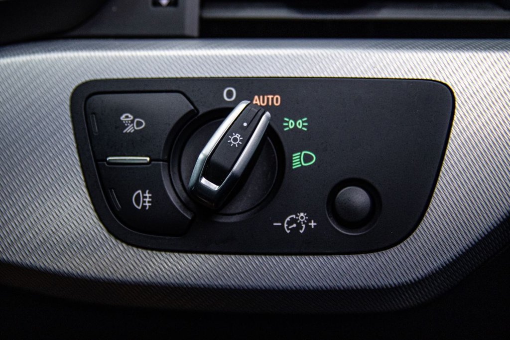 Used Audi A4 Avant 2019 for sale - 75973703: Photo 41