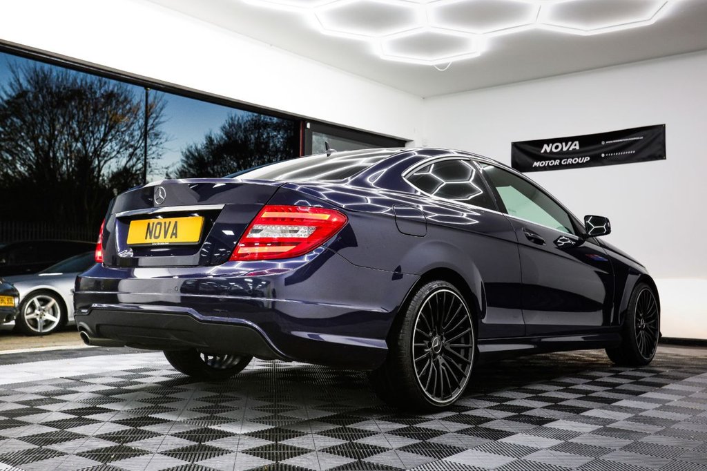 Used Mercedes-Benz C Class 2012 for sale - 76527231: Photo 10