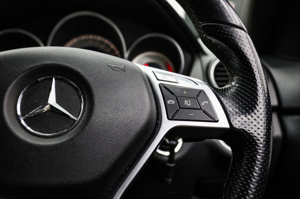 Used Mercedes-Benz C Class 2012 for sale - 76527231: Photo 37