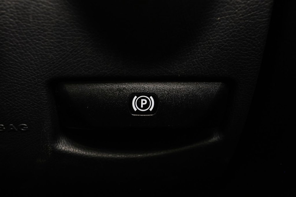 Used Mercedes-Benz C Class 2012 for sale - 76527231: Photo 41