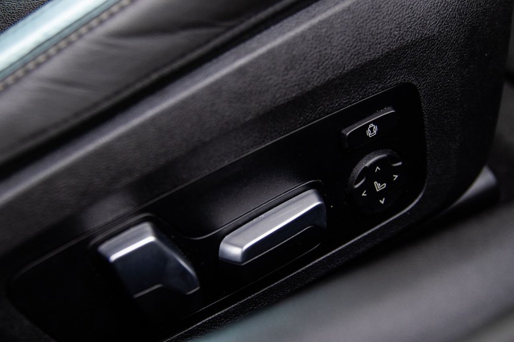 Used BMW 8 Series 2019 for sale - 76923335: Photo 33