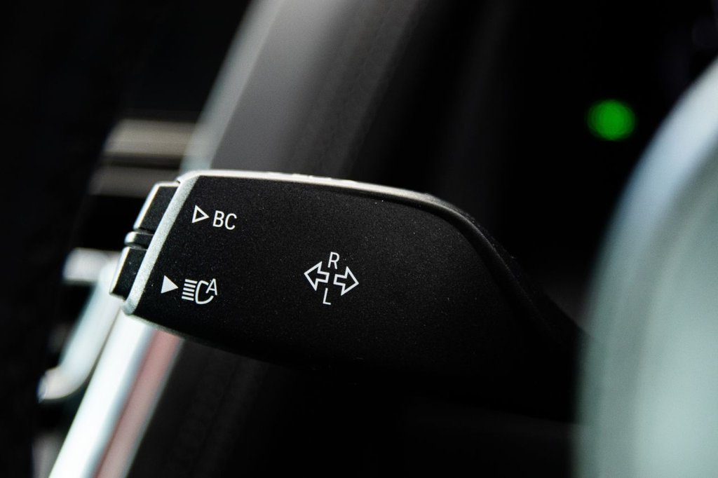 Used BMW 8 Series 2019 for sale - 76923335: Photo 42