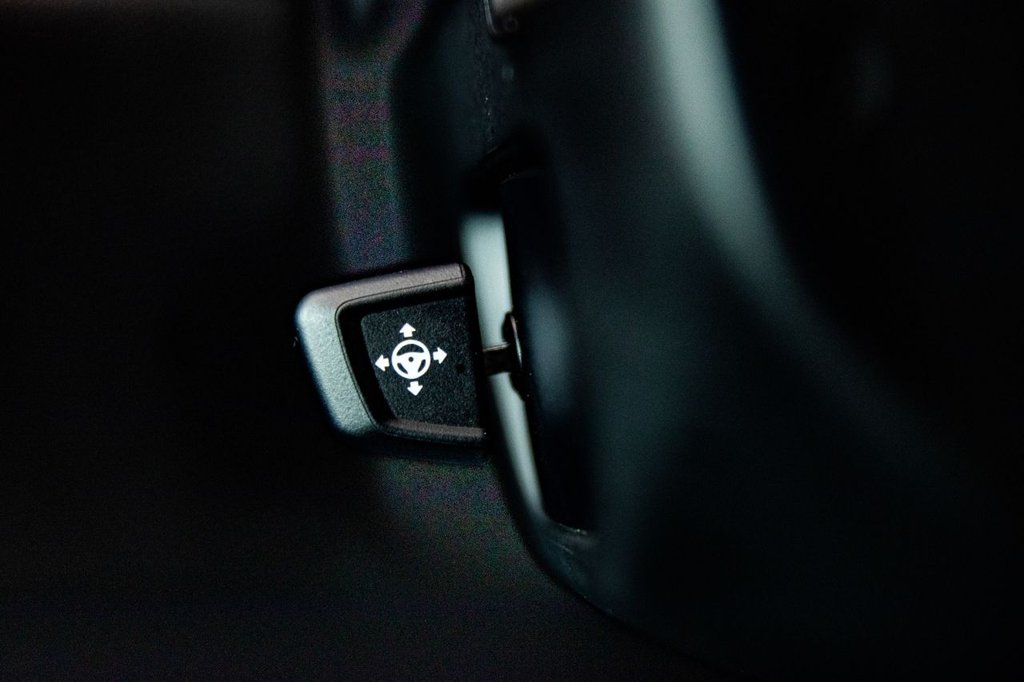 Used BMW 8 Series 2019 for sale - 76923335: Photo 44