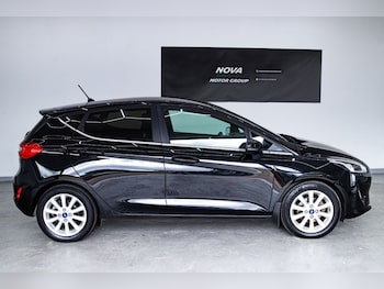 Used Ford Fiesta 2017 for sale - 75411132: Photo