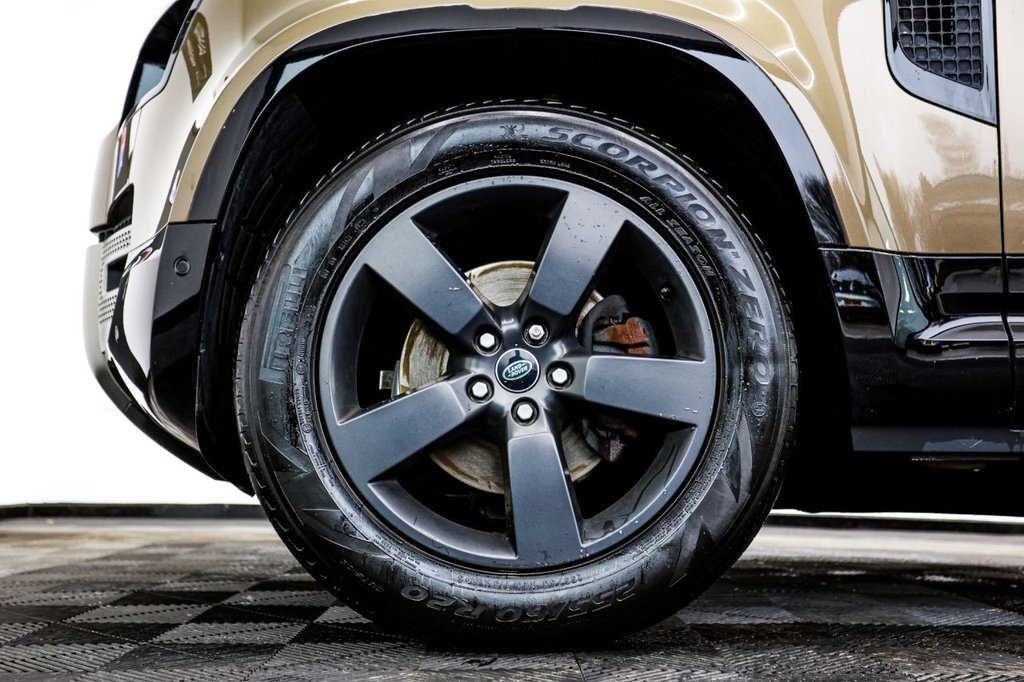 Used Land Rover Defender 2021 for sale - 77507474: Photo 18