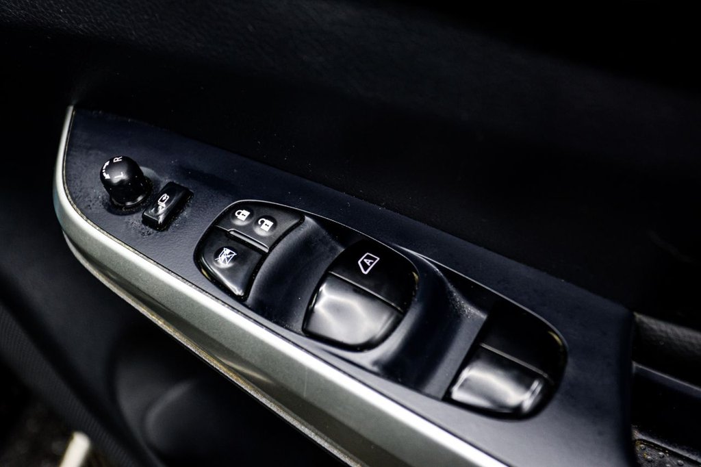 Used Nissan Navara 2019 for sale - 77263081: Photo 29