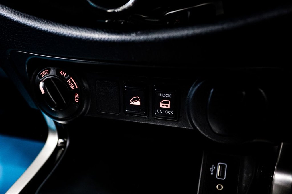 Used Nissan Navara 2019 for sale - 77263081: Photo 45