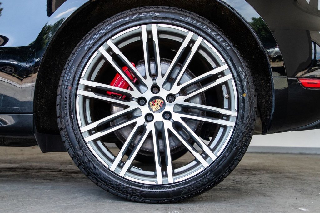 Used Porsche Macan 2018 for sale - 76867441: Photo 14