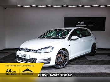 Used Volkswagen Golf 2018 for sale - 78525033: Photo