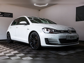 Used Volkswagen Golf 2018 for sale - 78525033: Photo