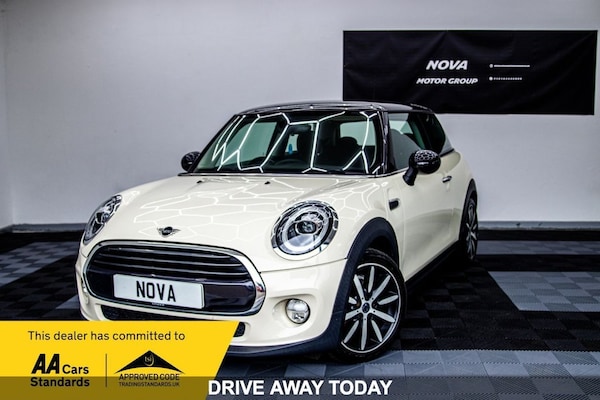 Used MINI Hatch 2018 for sale - 75606995: Photo 1