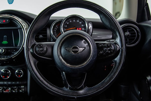 Used MINI Hatch 2018 for sale - 75606995: Photo 34