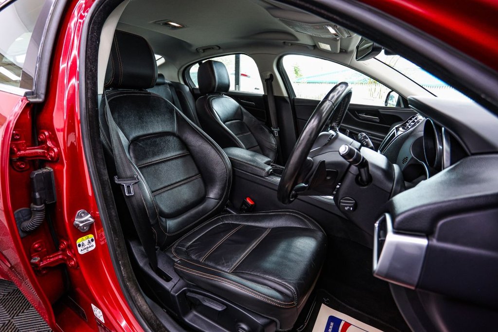 Used Jaguar XE 2017 for sale - 77991291: Photo 25