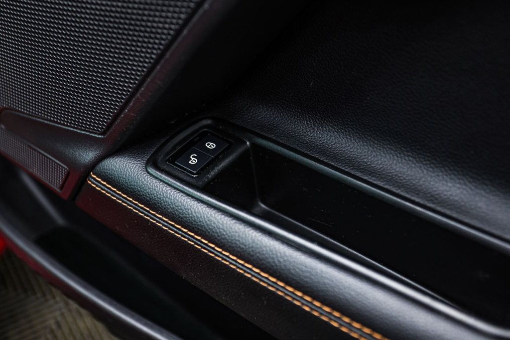 Used Jaguar XE 2017 for sale - 77991291: Photo 30