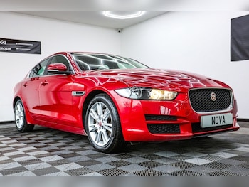 Used Jaguar XE 2017 for sale - 77991291: Photo