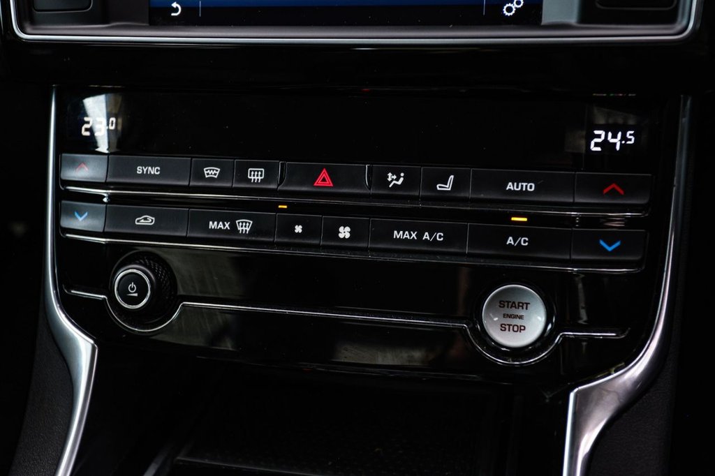 Used Jaguar XE 2017 for sale - 77991291: Photo 41