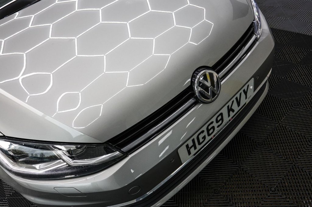 Used Volkswagen Golf 2020 for sale - 76546917: Photo 19