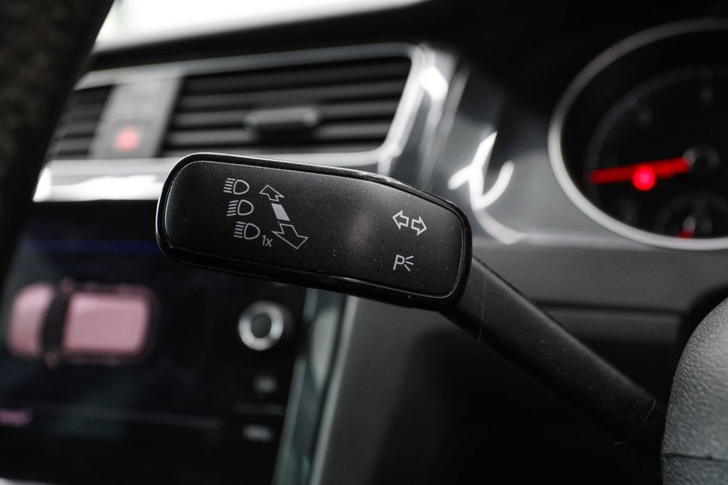 Used Volkswagen Golf 2020 for sale - 76546917: Photo 35