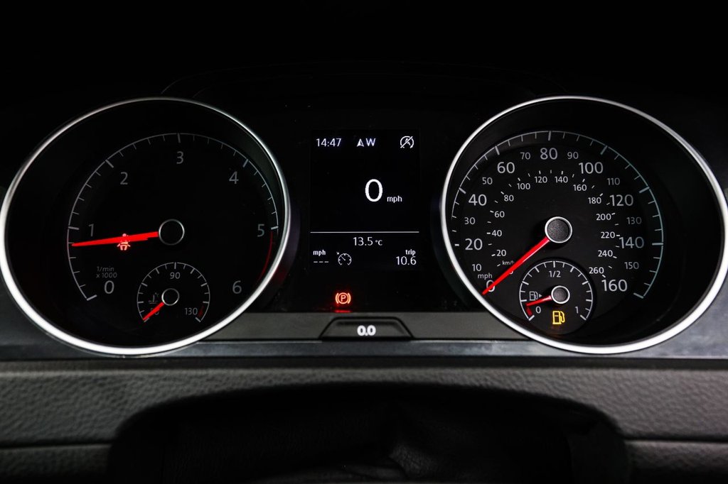 Used Volkswagen Golf 2020 for sale - 76546917: Photo 38