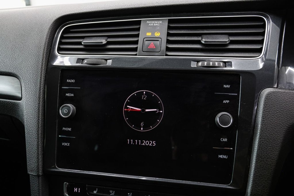 Used Volkswagen Golf 2020 for sale - 76546917: Photo 40