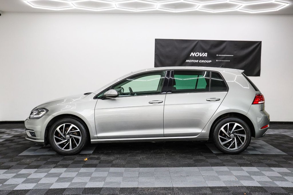 Used Volkswagen Golf 2020 for sale - 76546917: Photo 6