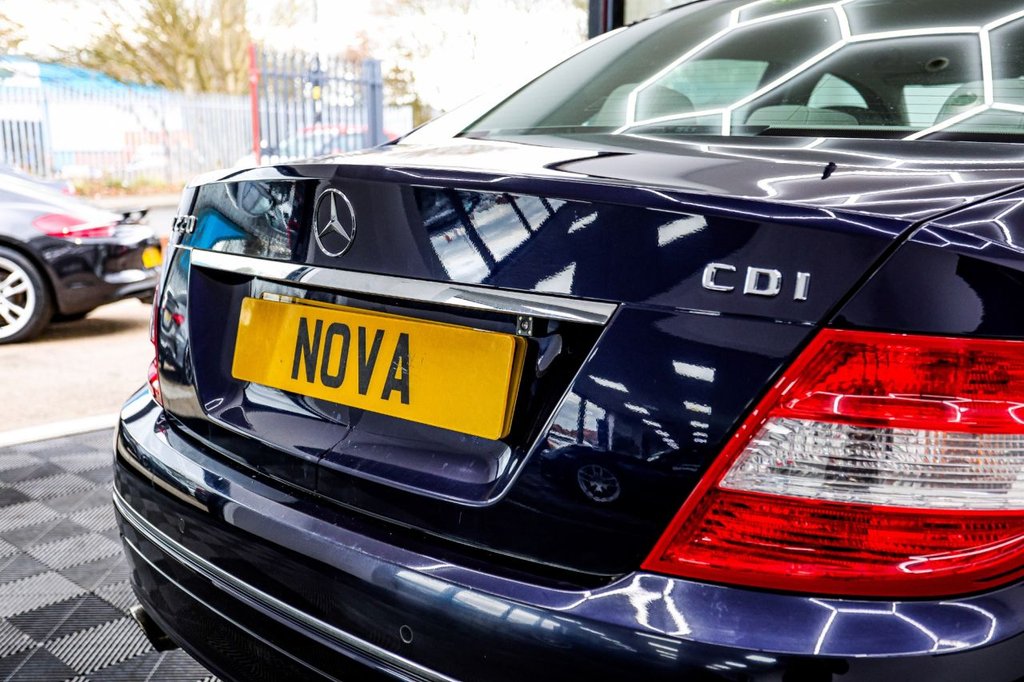 Used Mercedes-Benz C Class 2009 for sale - 77655200: Photo 13