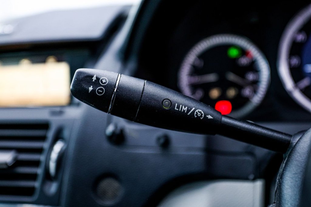 Used Mercedes-Benz C Class 2009 for sale - 77655200: Photo 36