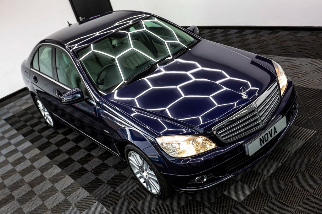 Used Mercedes-Benz C Class 2009 for sale - 77655200: Photo 4