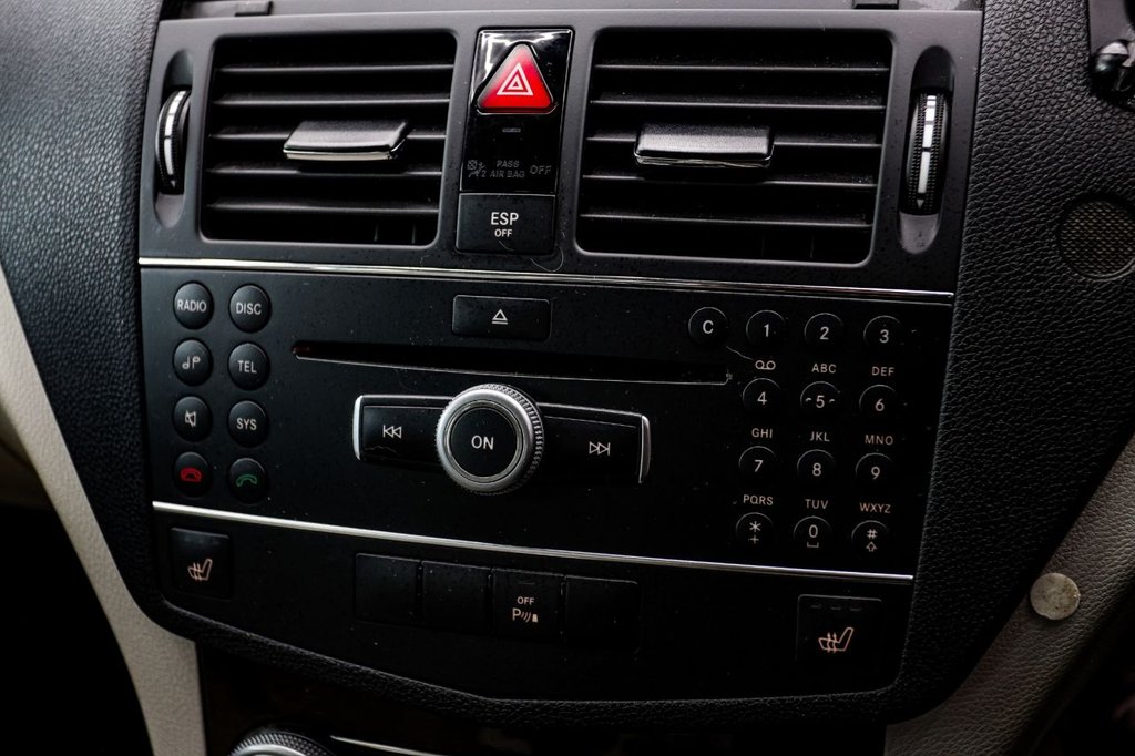 Used Mercedes-Benz C Class 2009 for sale - 77655200: Photo 44