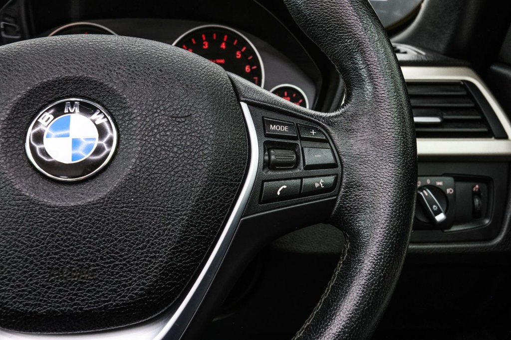 Used BMW 4 Series 2014 for sale - 76582167: Photo 40