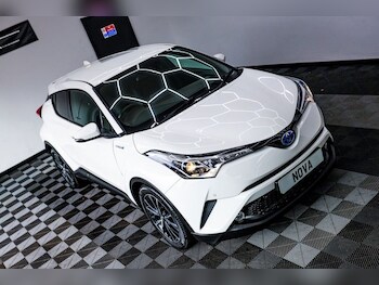 Used Toyota C-HR 2018 for sale - 77936065: Photo