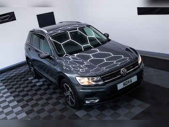 Used Volkswagen Tiguan 2016 for sale - 75771075: Photo