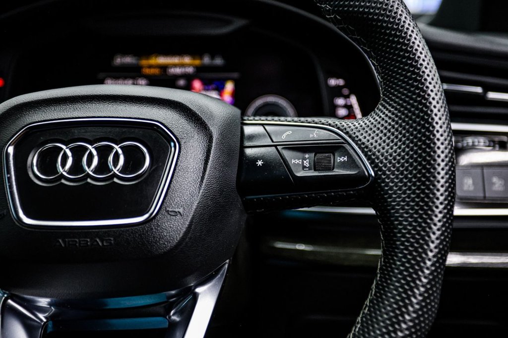 Used Audi Q7 2022 for sale - 77038181: Photo 42