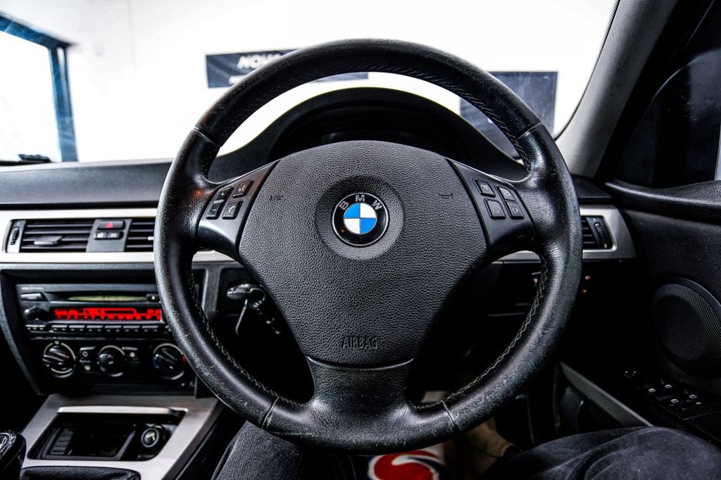 Used BMW 3 Series 2005 for sale - 77499120: Photo 29