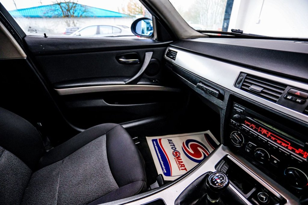 Used BMW 3 Series 2005 for sale - 77499120: Photo 41