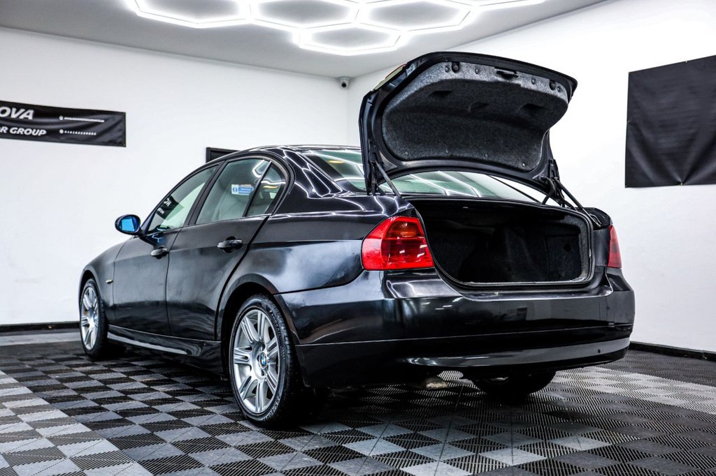 Used BMW 3 Series 2005 for sale - 77499120: Photo 46