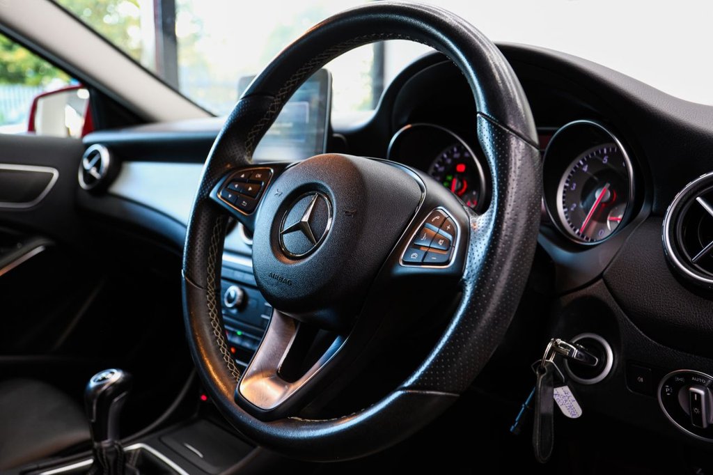 Used Mercedes-Benz GLA 2017 for sale - 76236031: Photo 32