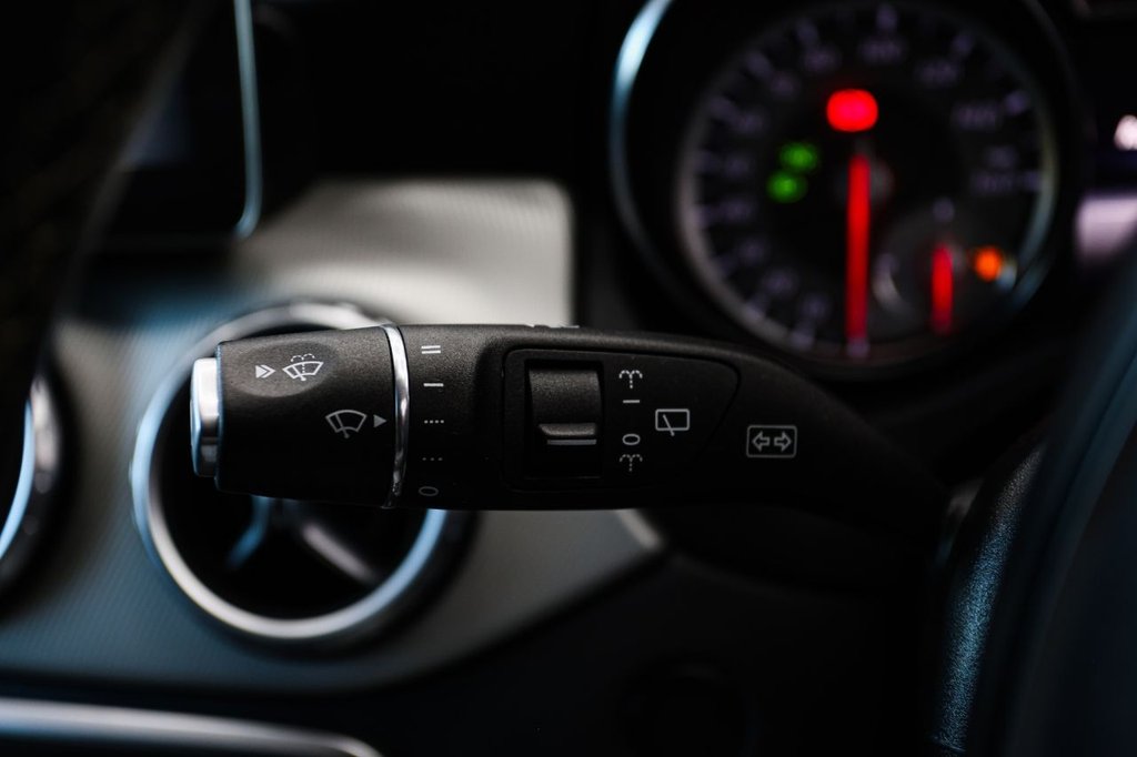 Used Mercedes-Benz GLA 2017 for sale - 76236031: Photo 38