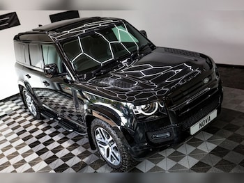 Used Land Rover Defender 2022 for sale - 78306165: Photo