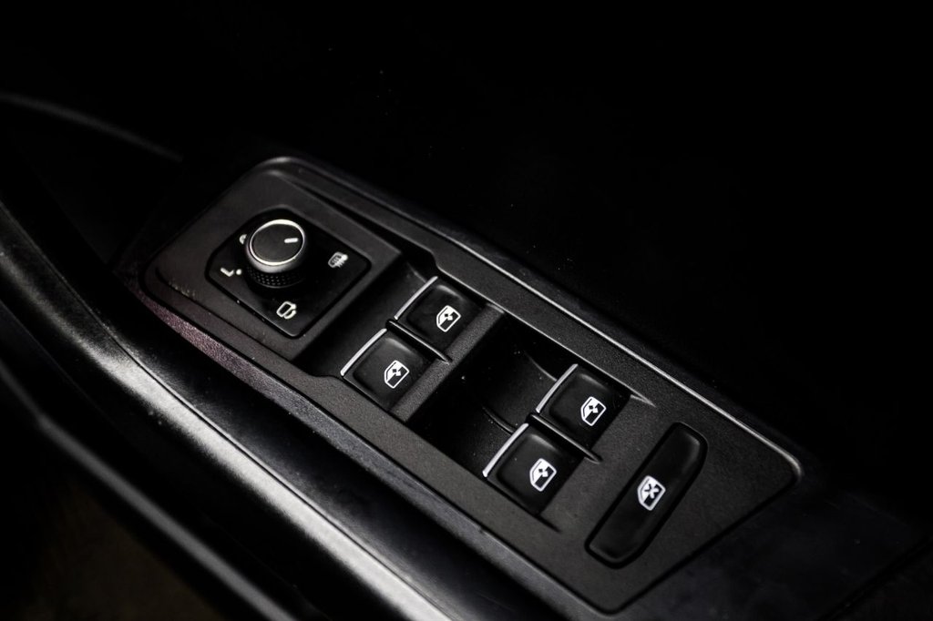 Used Volkswagen T-Roc 2019 for sale - 77463544: Photo 28