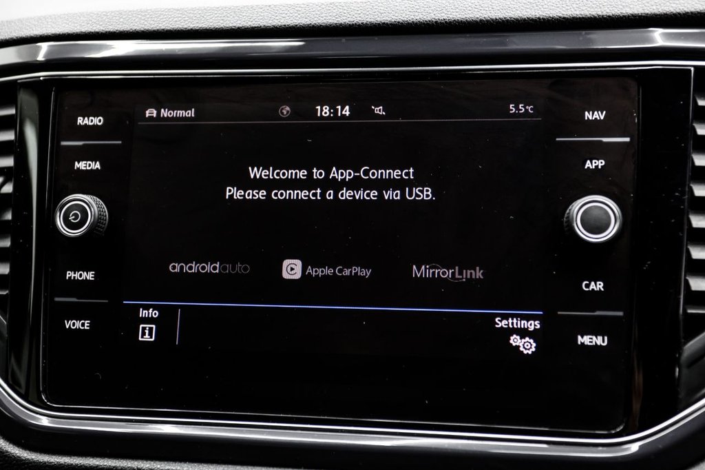 Used Volkswagen T-Roc 2019 for sale - 77463544: Photo 42