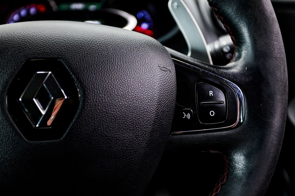 Used Renault Clio 2015 for sale - 77313540: Photo 35