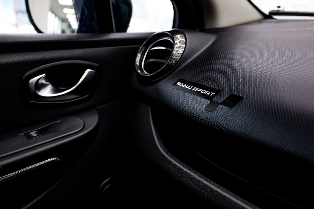 Used Renault Clio 2015 for sale - 77313540: Photo 50