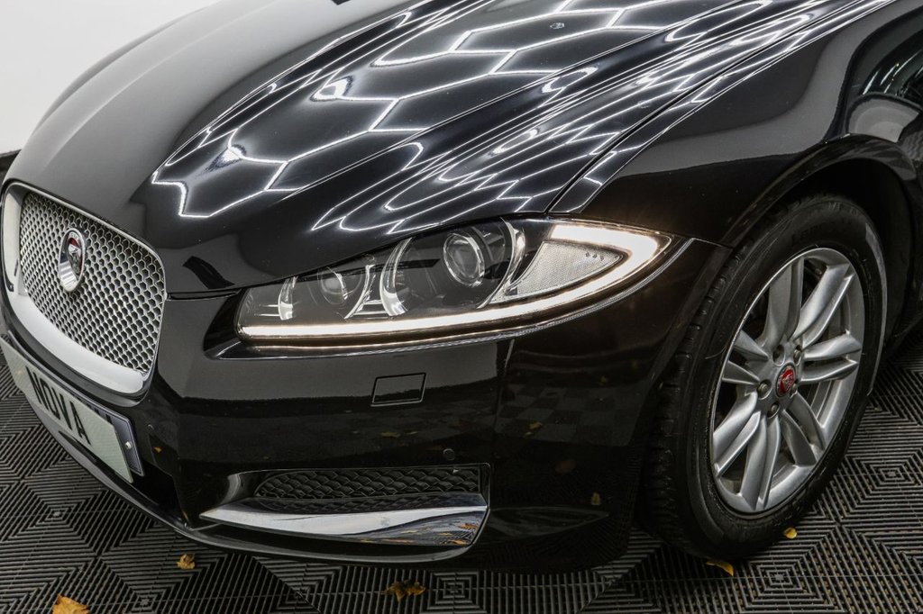 Used Jaguar XF 2014 for sale - 76590763: Photo 19